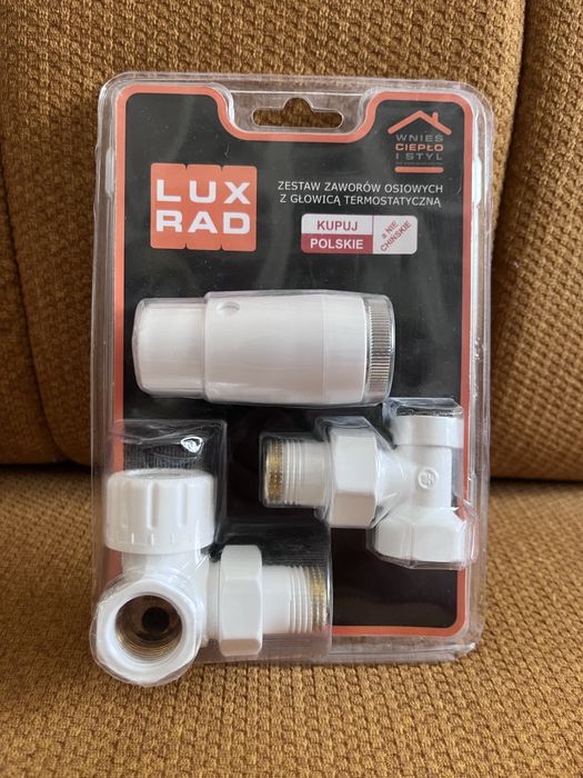 Zestaw termostatyczny (głowica w prawo)
