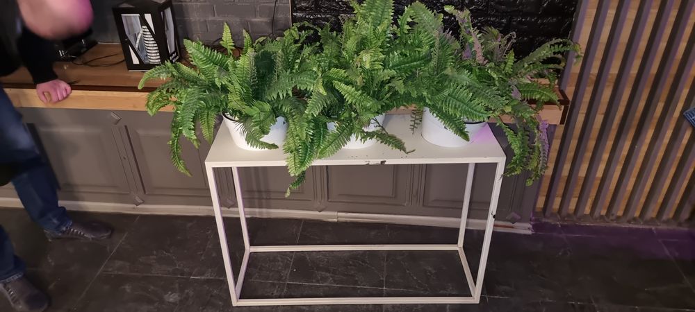 Стойки под вазоны с декором