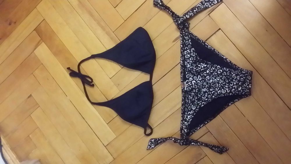 Купальники жіночі