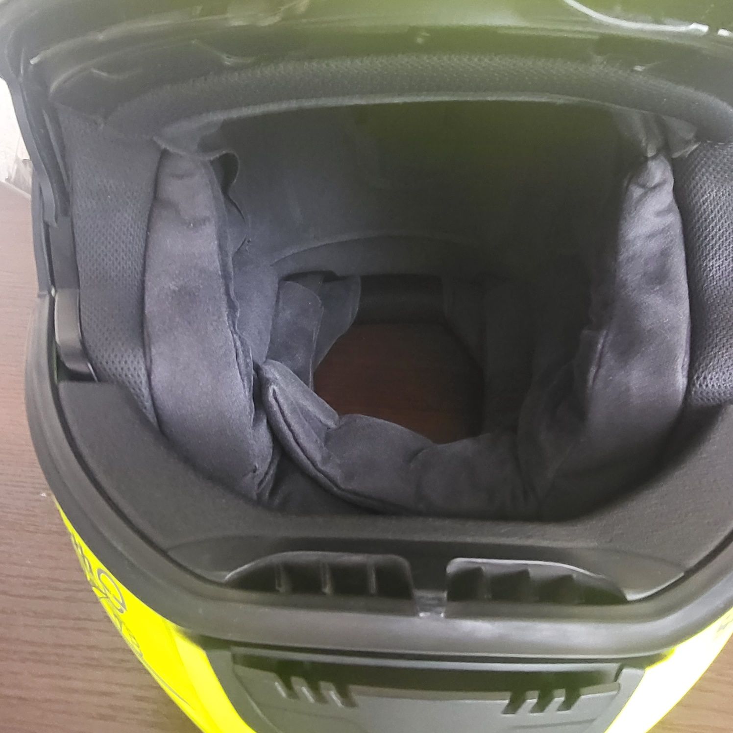 Kask Schuberth C3 Pro, rozmiar L, Matt Yellow Europe. Okazja