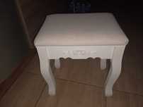 Sprzedam taboret do toaletki