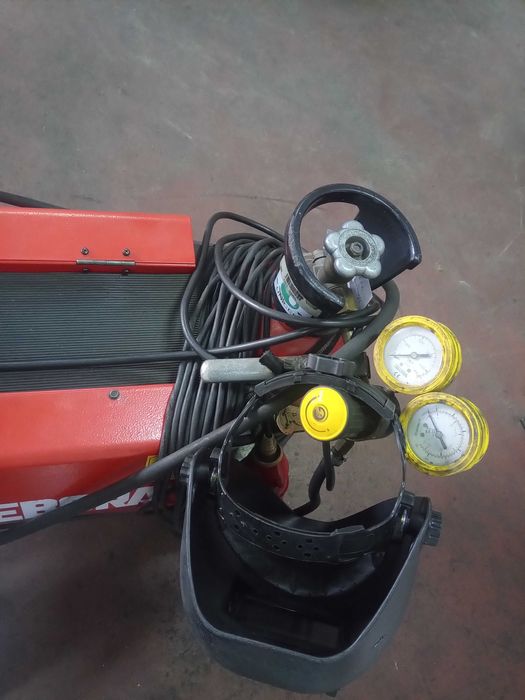 Aparelho de soldar Cebora