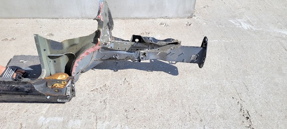 Лонжерон  правий ( четверть) Jeep compas 17-21