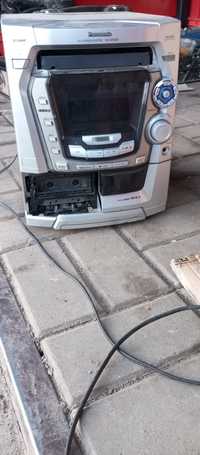 Wieża (uszkodzona błąd f 61 ) Panasonic SA-AK300 CD stereo system 165w