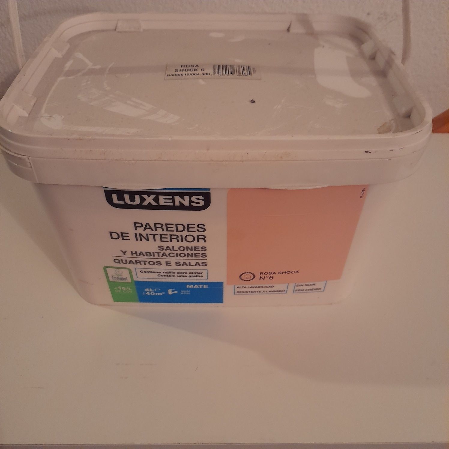 Tintas rosa e azul