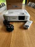 Projektor rzutnik Epson EH-TW740