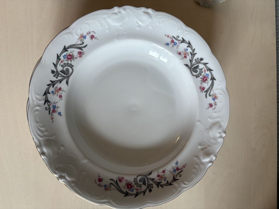 Talerze porcelana Wałbrzych
