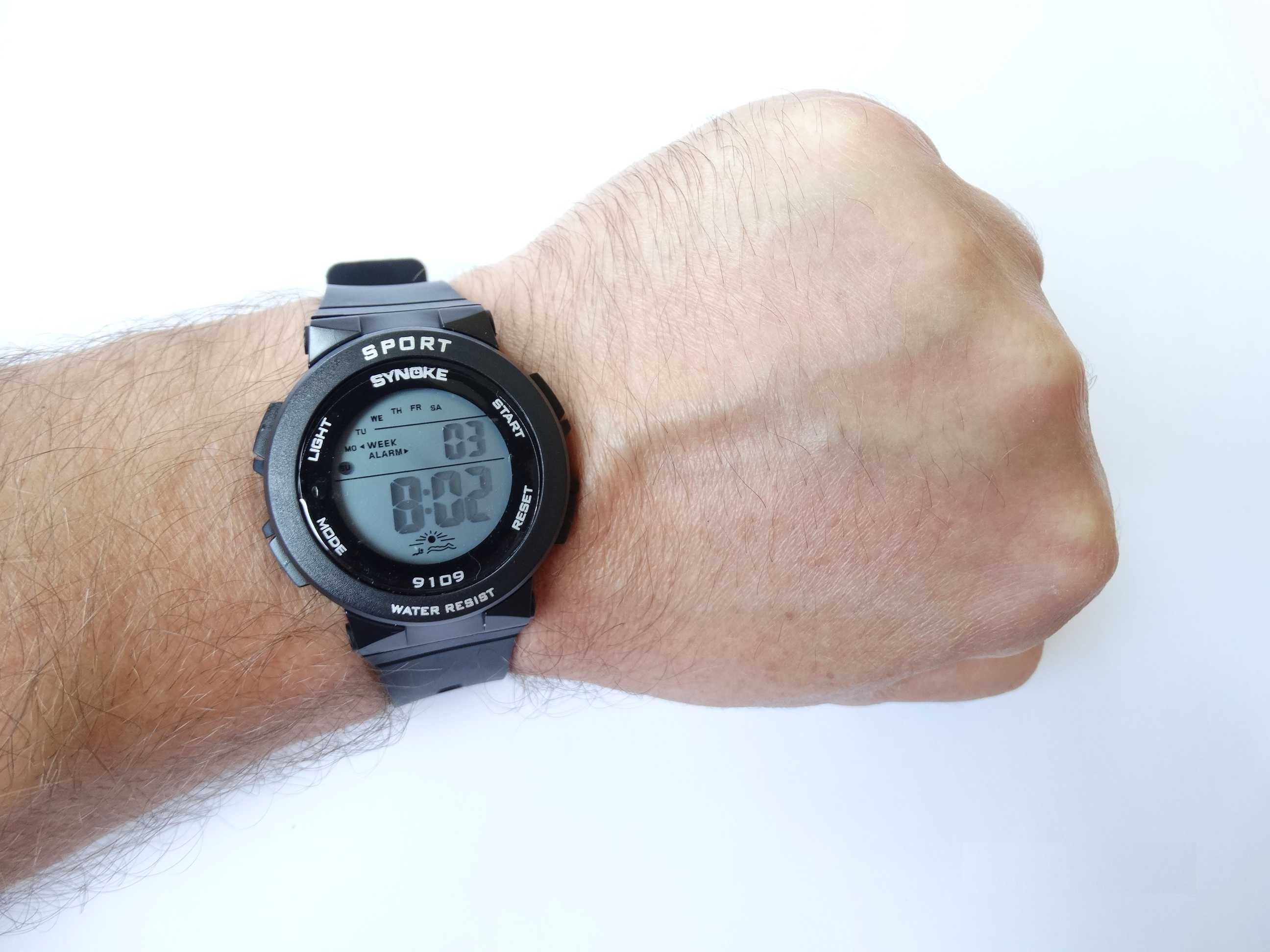 Zegarek elektroniczny cyfrowy Synoke LED podświetlana tarcza sporotwy