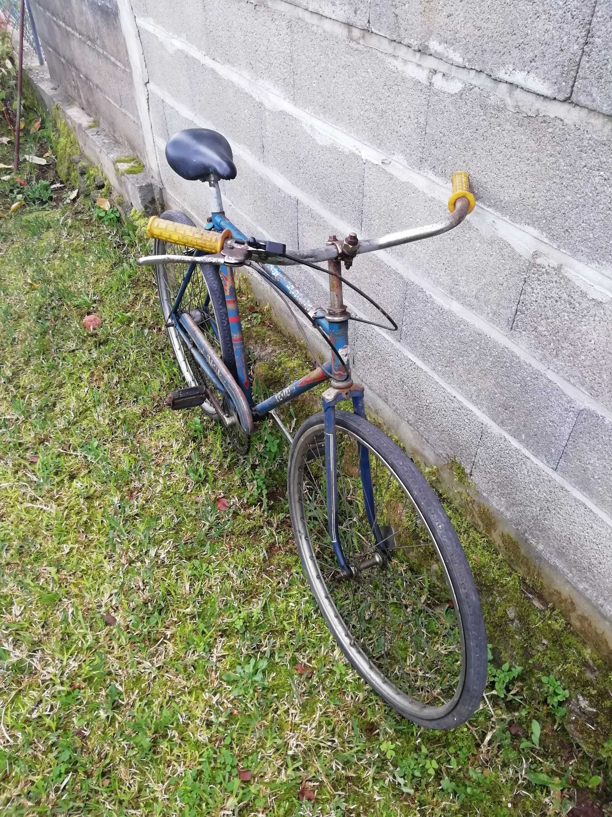 Bicicleta Ye Ye 1984 - Clássica para restauro