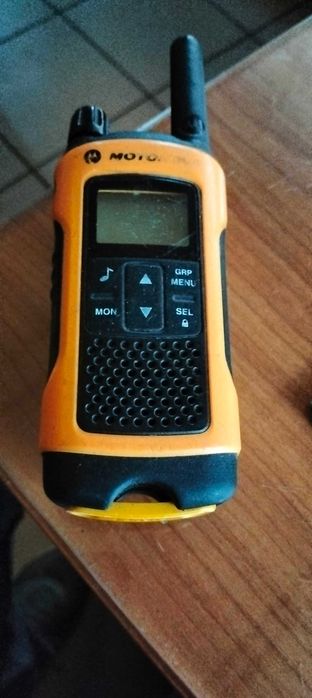 Krótkofalówka motorola T82 zasieg 10 km