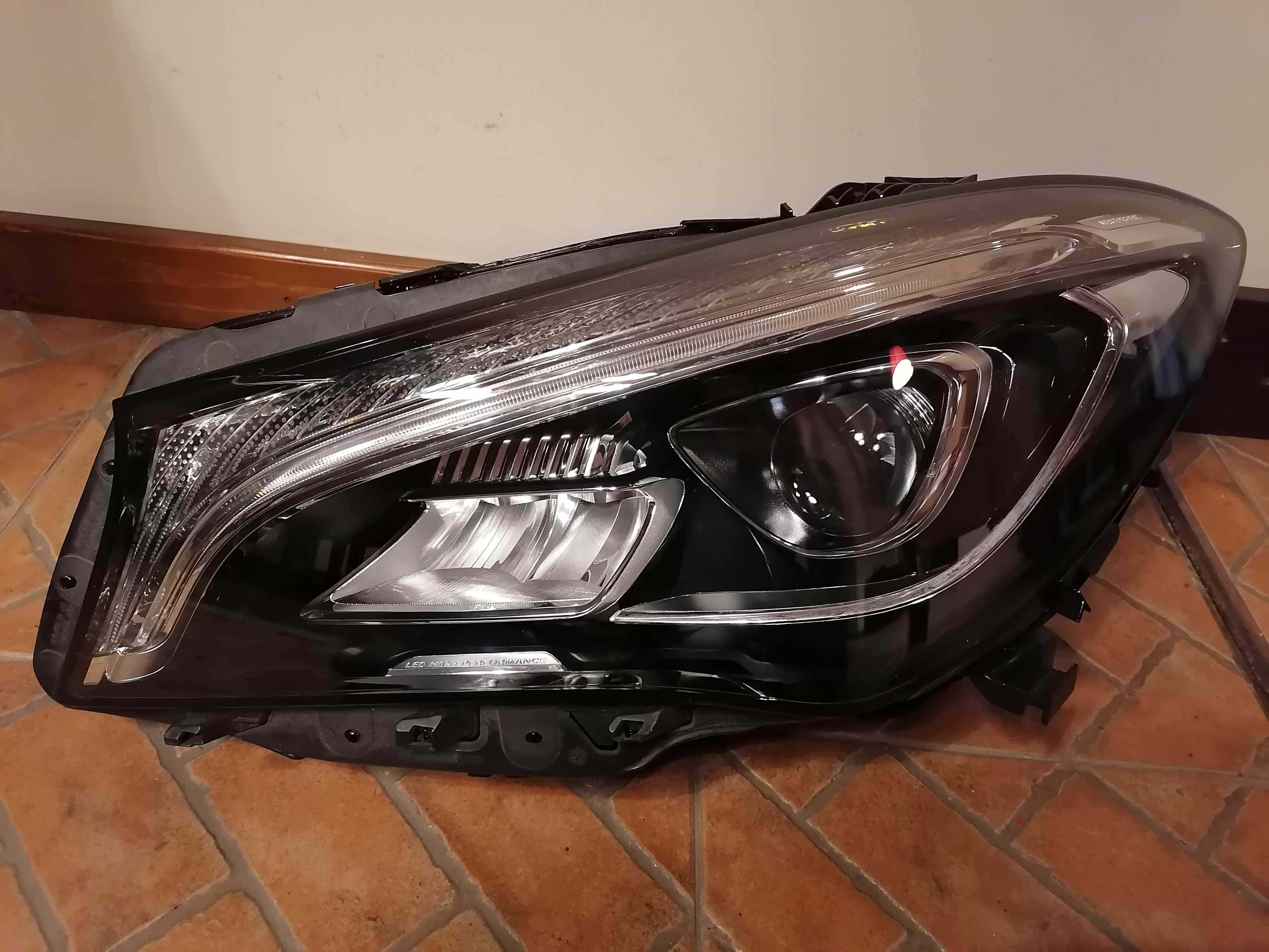 Farol Mercedes cla w117 ótica óptica Led high performance original