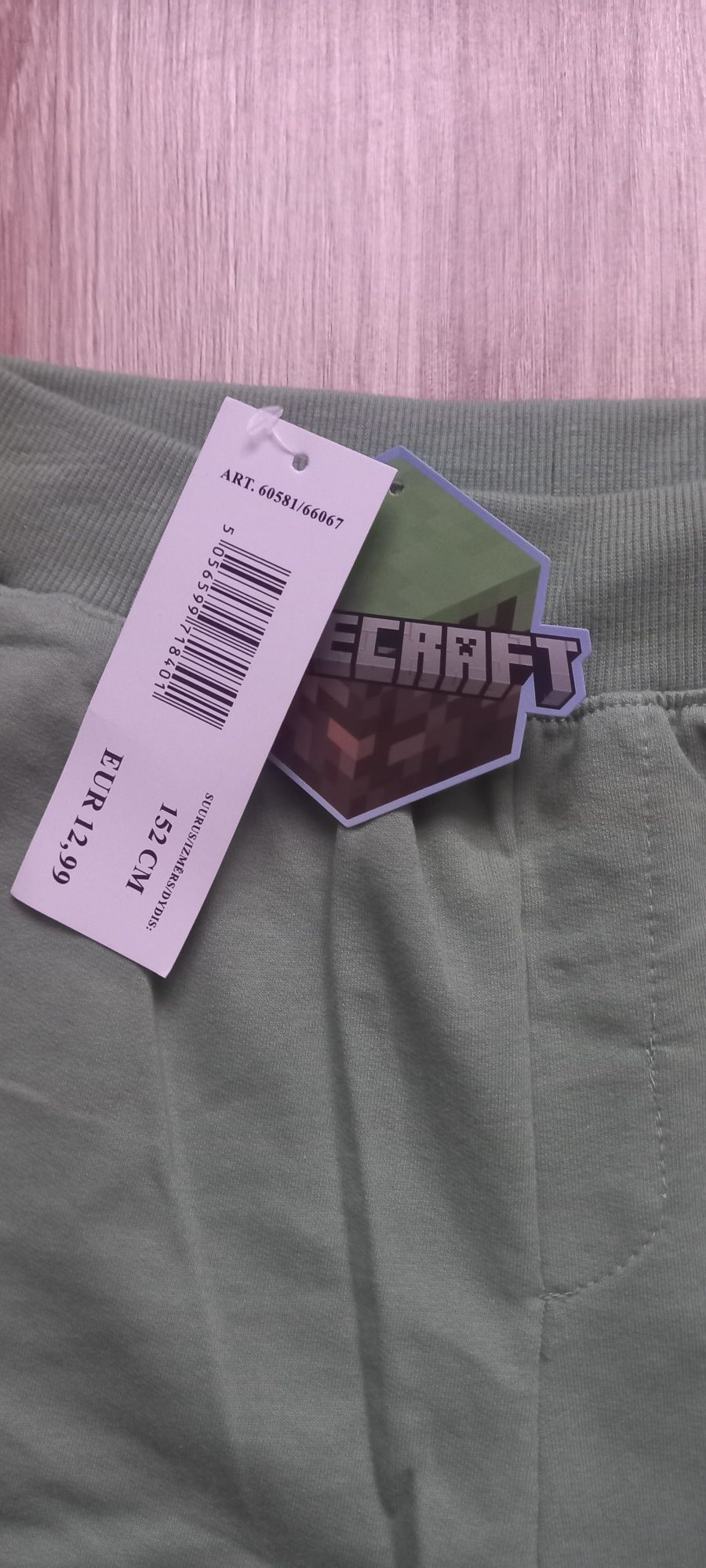 Krótkie spodenki minecraft nowe 152