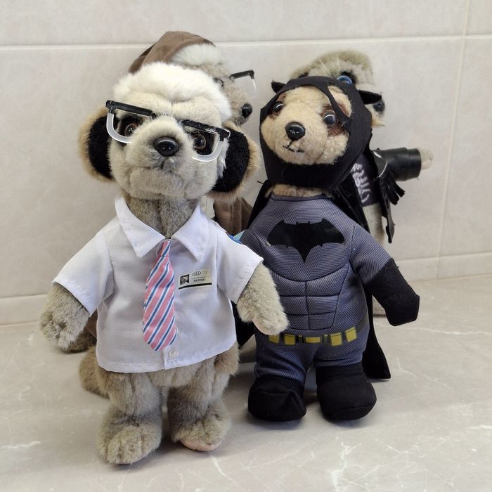 Колекційні іграшки сурікати