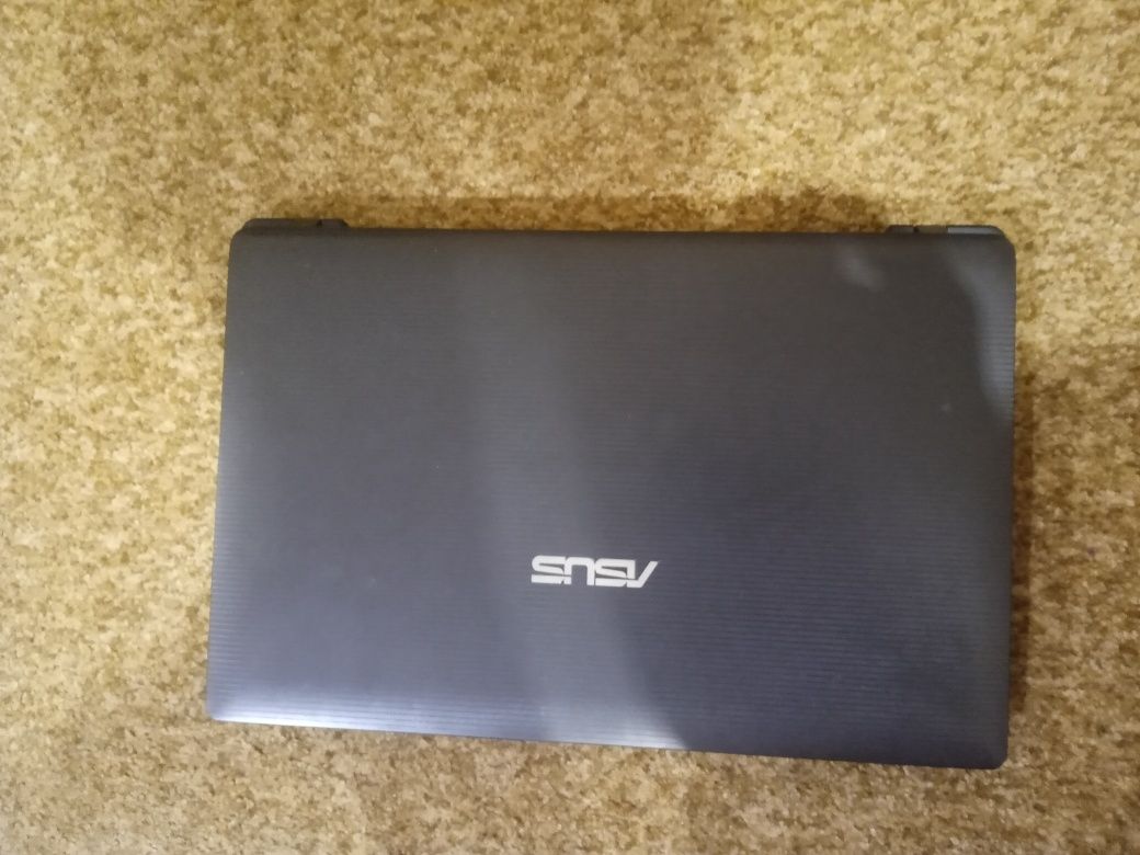 Ноутбук ASUS K53b на запчастини