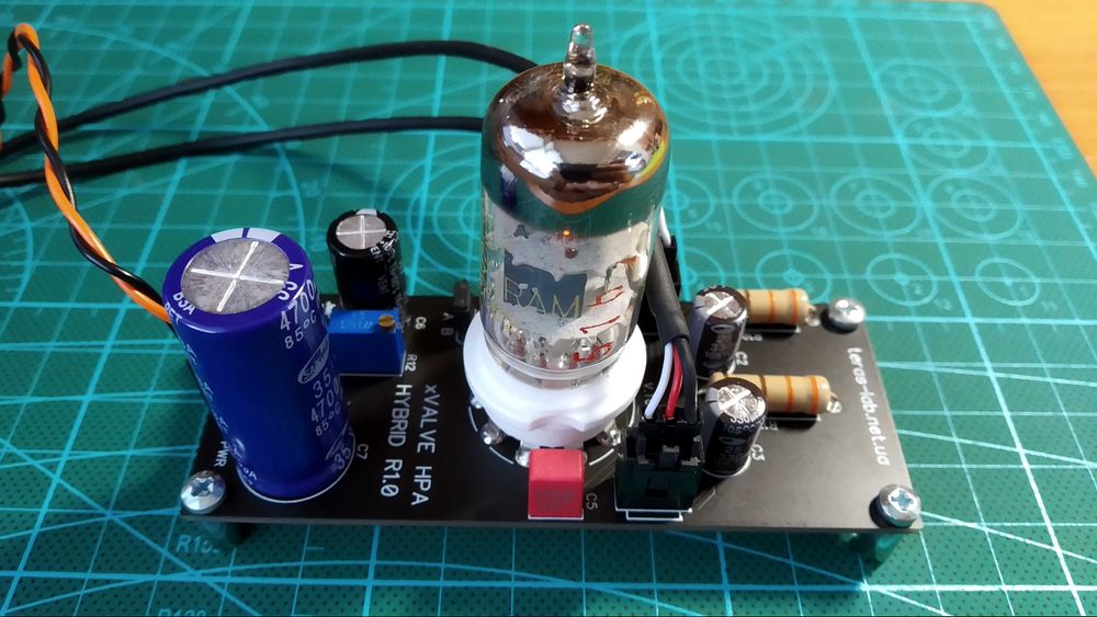 Ламповый усилитель для наушников xVALVE HPA [HYBRID] kit