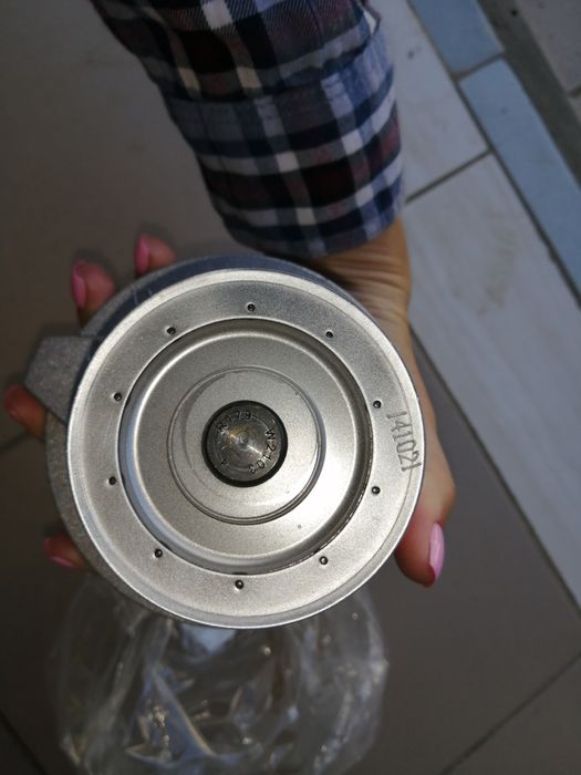 Помпа шевроле лачети 1.8