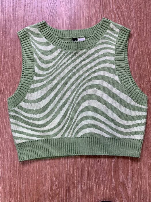 Вкорочений жилет H&M