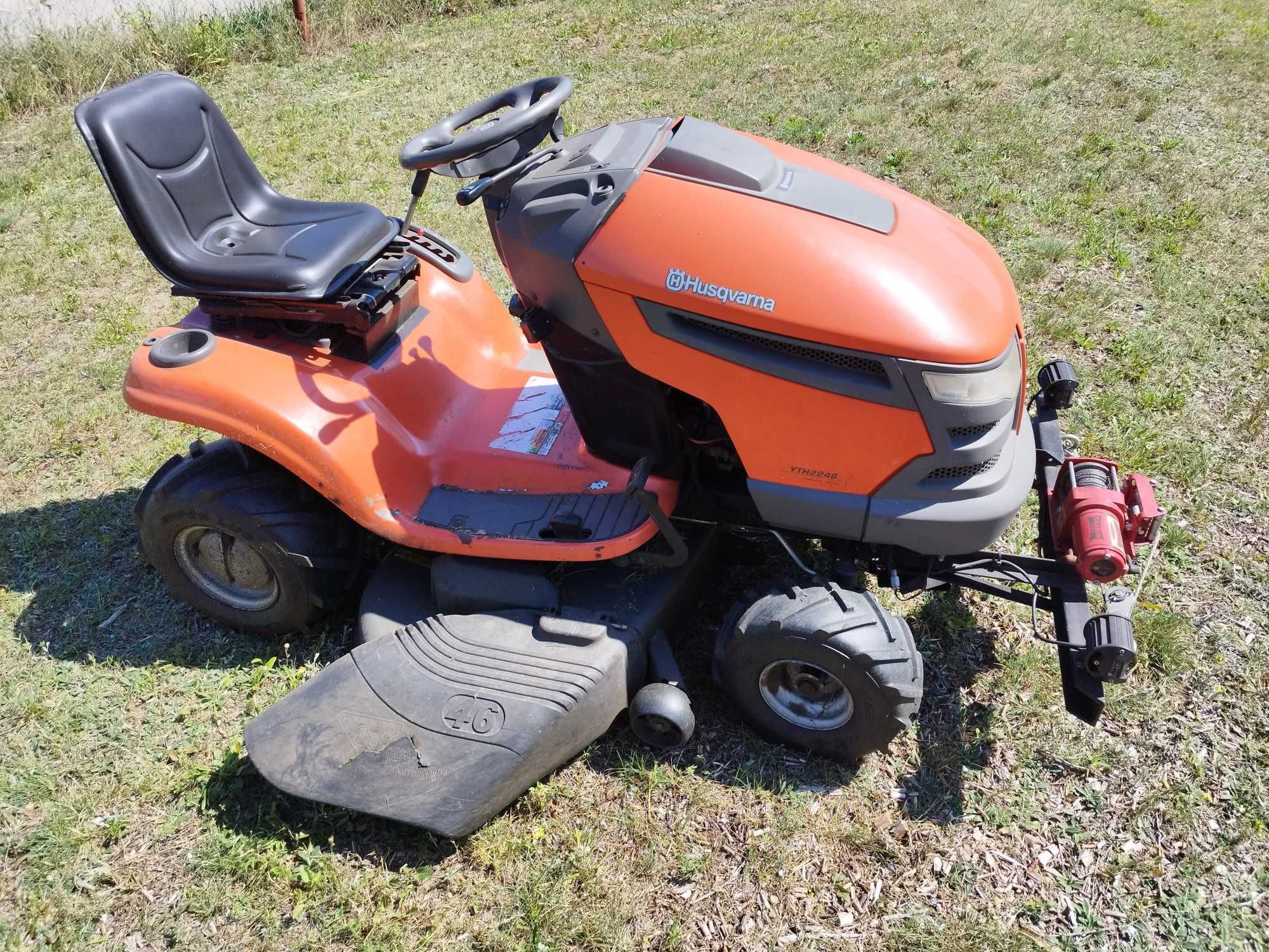 Traktorek Husqvarna Automat YTH2246 22km