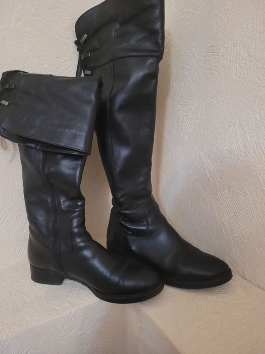 Шкіряні ботфорди