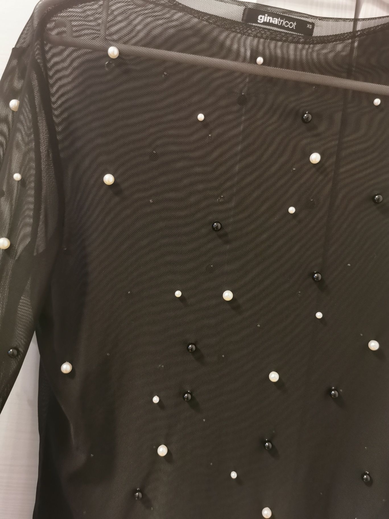 Bluzka tiulowa transparenta czarna z perłami cyrkoniami przezroczysta
