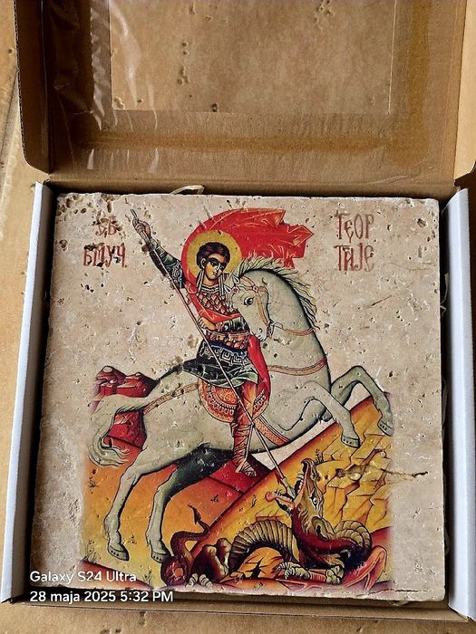 Ikona prawosławna na kamieniu Święty Jerzy Walczący ze smokiem. GRECKA