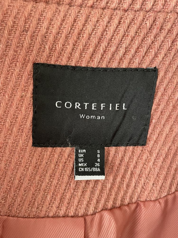 Sobretudo rosa Cortefiel S