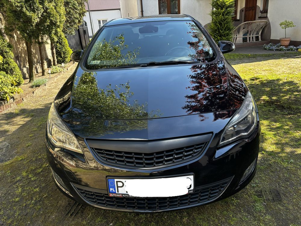 Opel Astra J 1.7 CDTI 2010r.