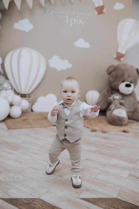 Святковий костюм трійка