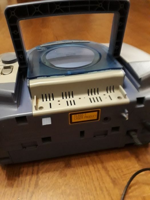 Продаю магнитофон