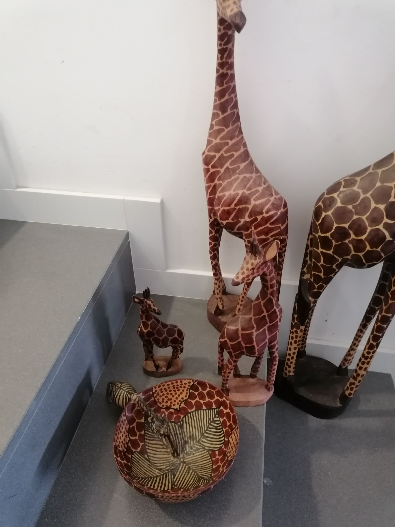 Conj. 5 elementos decorativos - girafas