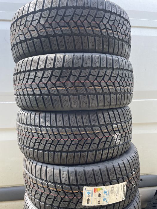 Opony zimowe Firestone Winterhawk 3 235/45 R18 98 V XL Nowe