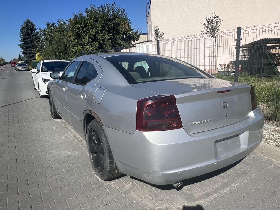 Dodge Charger 2007 V6 2,7 L (200 KM)