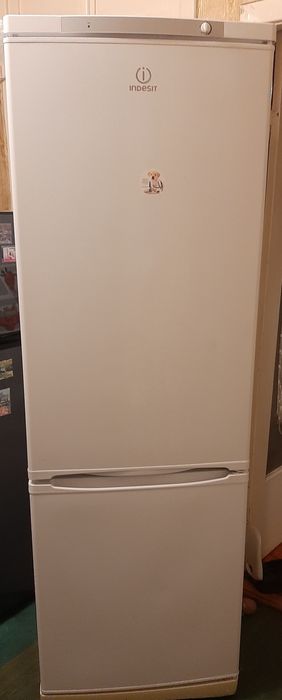Продам холодильник Індезіт
