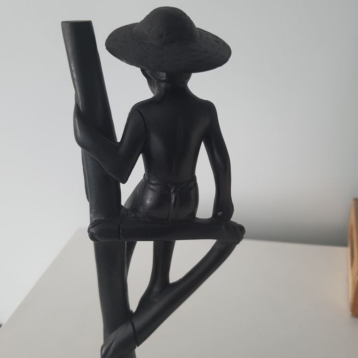 Chińczyk * mężczyzna na drzewie stara figurka drewniana Indonezja