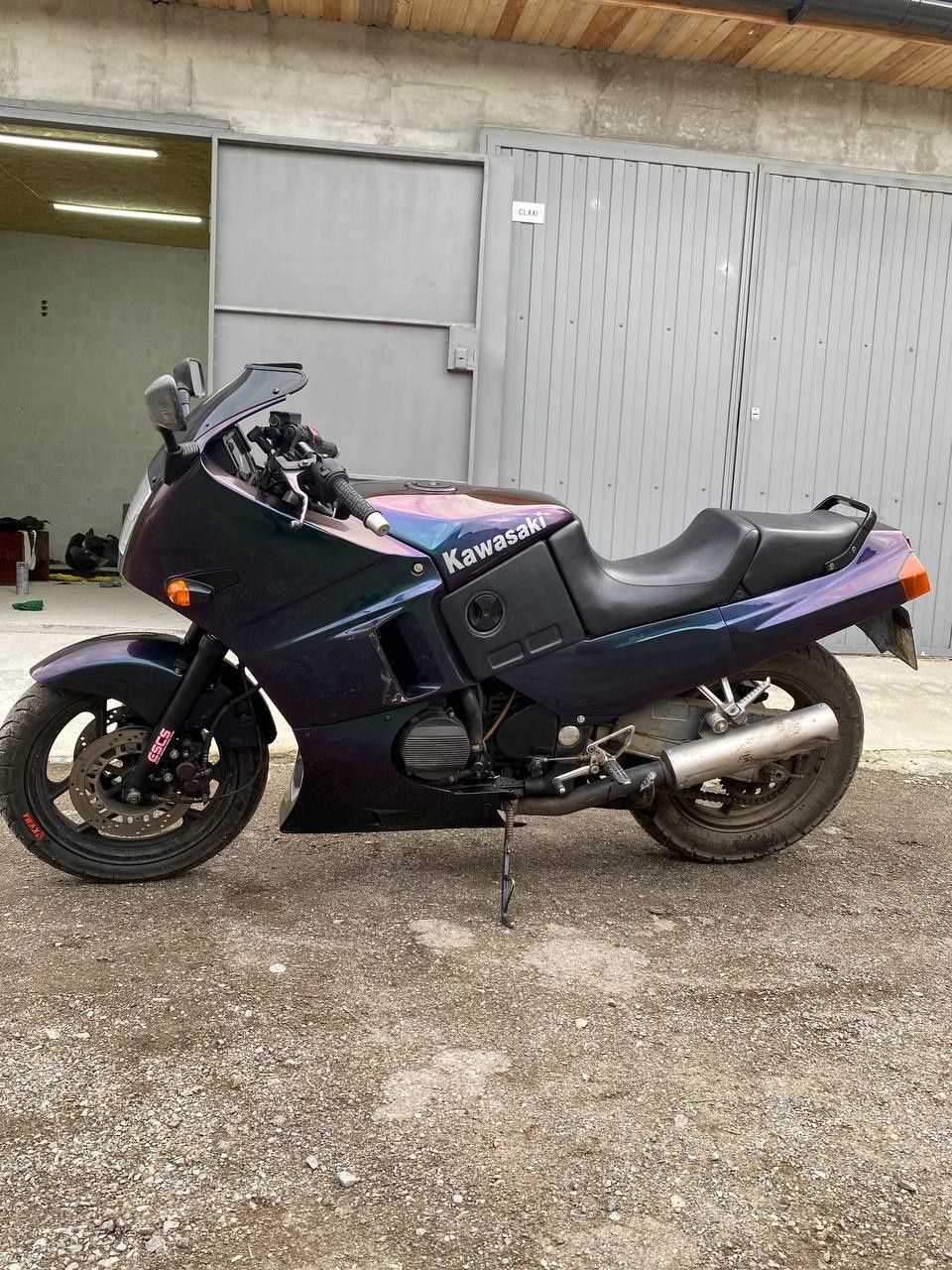 Kawasaki GPX 600R Терміновий продаж! Поки є цікавий для мене варіант.