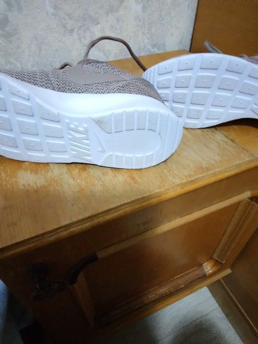 Кроссовки  для фитнеса р.37,5