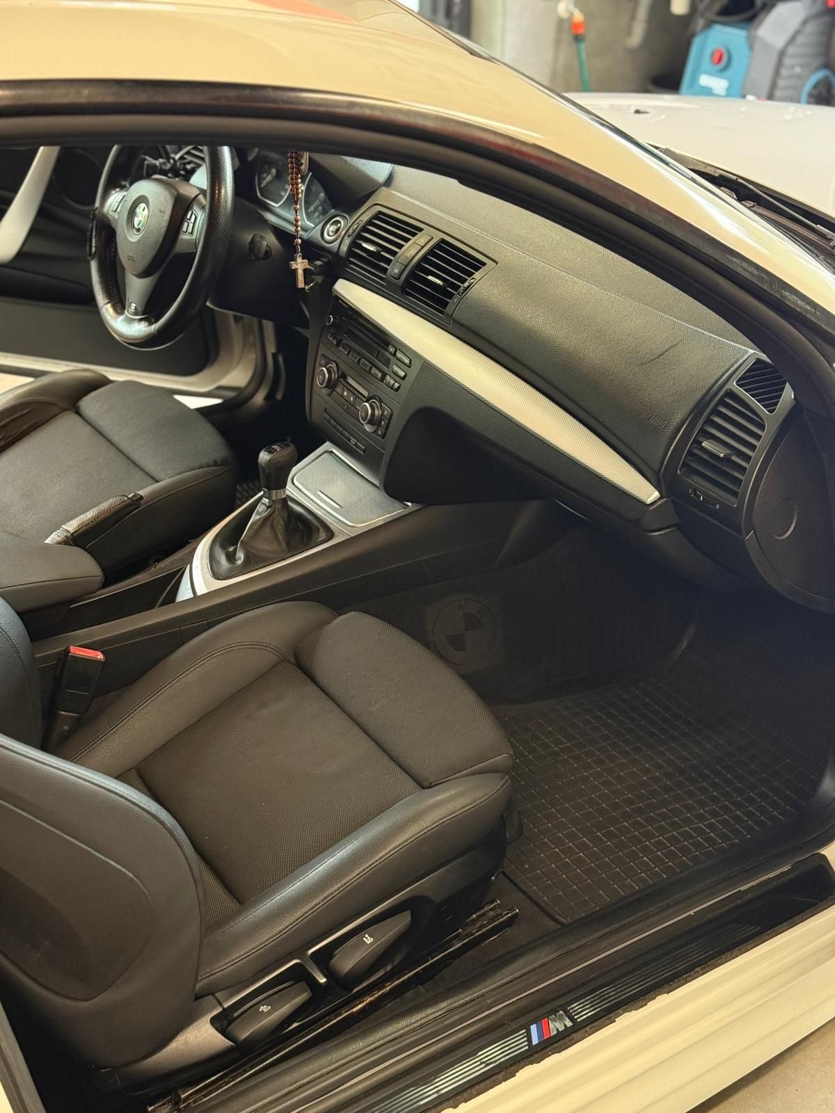 BMW Seria 1 e81 118D 143KM