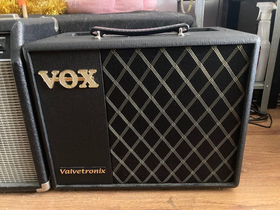 zmacniacz gitarowy combo Vox VT20X