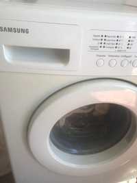 Máquina de lavar roupa Samsung