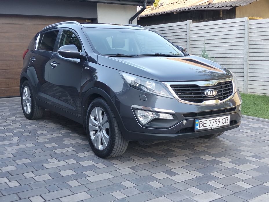 Продам Kia Sportage AWD