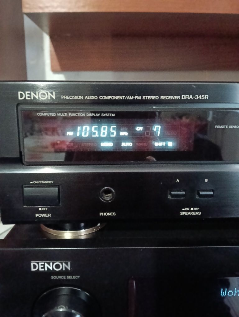 Amplituner Denon