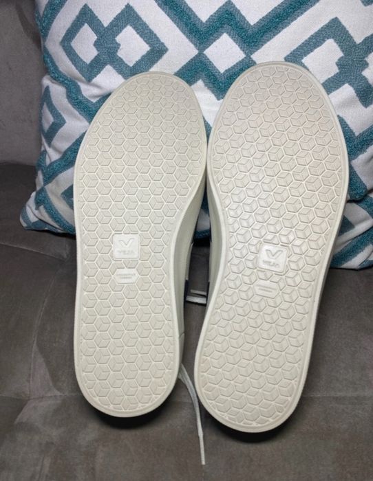 VEJA Wata II Pierre canvas sneakers