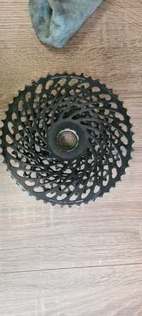 kaseta sram gx 10-50t