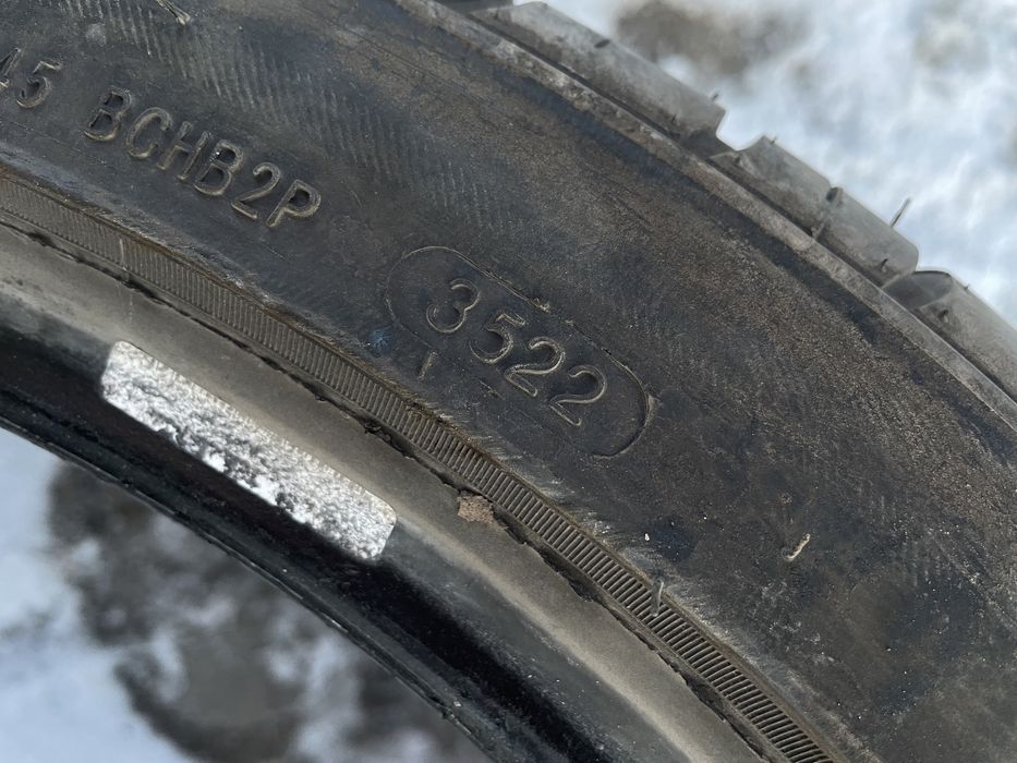 Всесезонка 235/40/19 шина 1 шт R19 покришка розпаровка одна