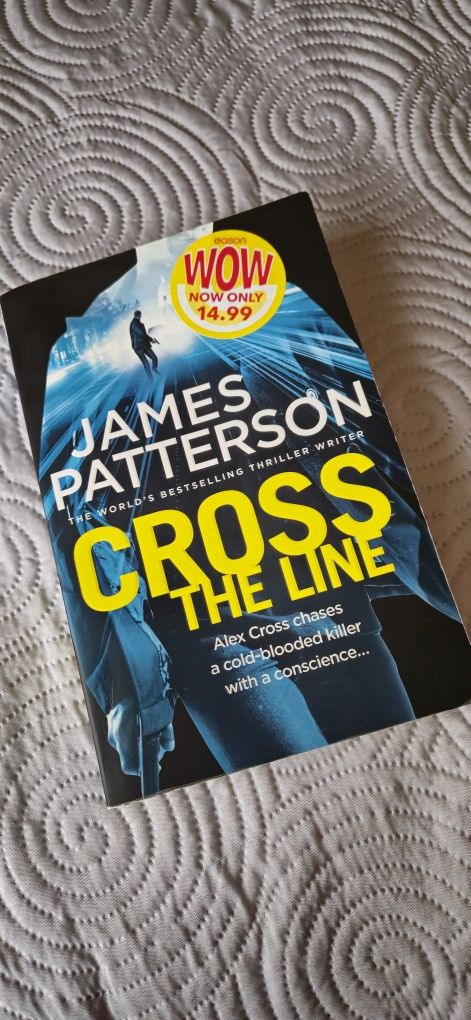 Książka po angielsku "Cross the Line" James Patterson