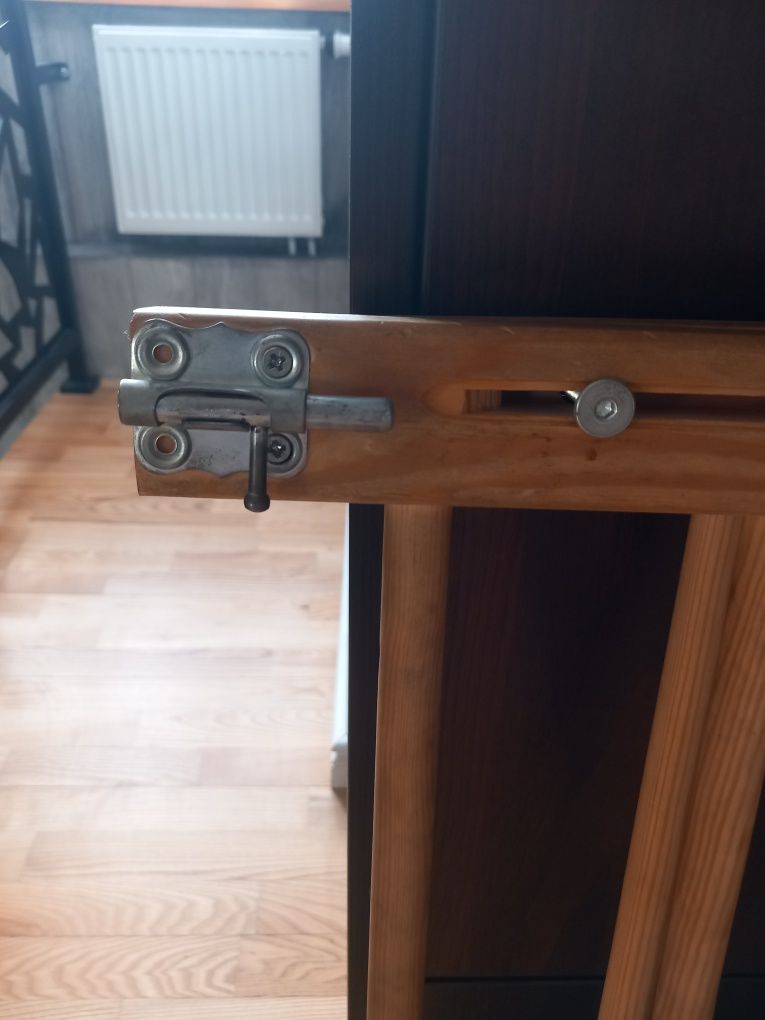 Bramka zabezpieczająca na schody
