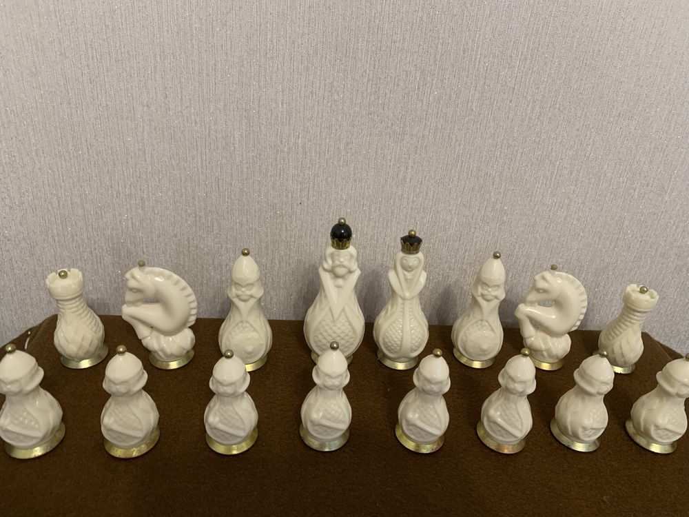 Шахматы / шахи РЕДКИЕ Сибирский сувенир 47х47