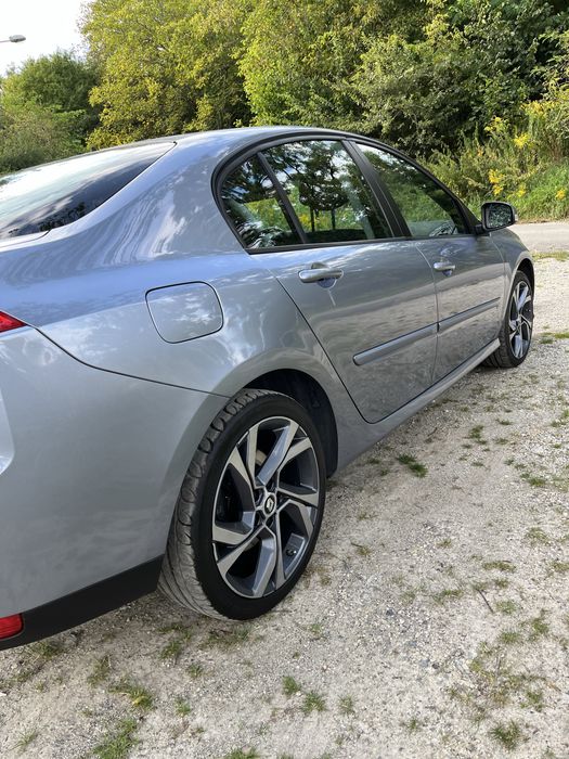 Renault Laguna 2.0 140 koni piekny stan