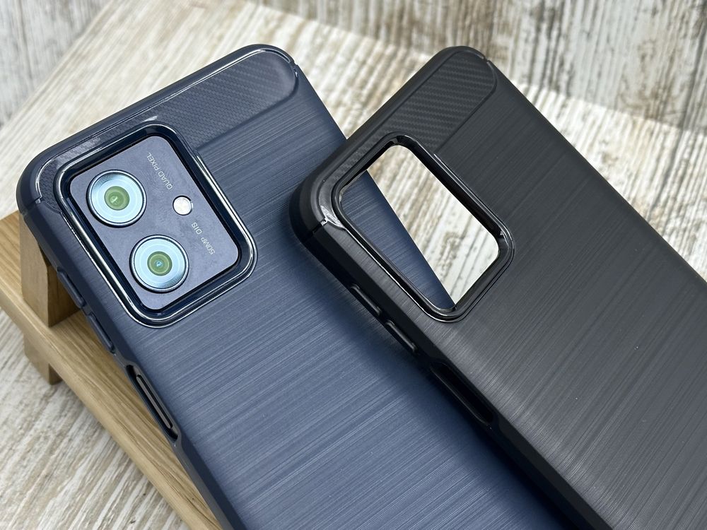 Чехол Carbon TPU на Motorola G54/ G14. Плотный. Ударопрочный. Не сколь