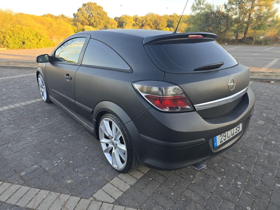 Opel Astra H GTC 1.9D 150cv